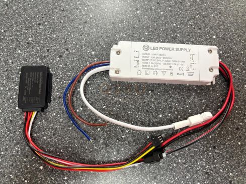 24V 3A 36W LED Driver with Touch Switch and 230V Output for Mirror Heaters – Model GWV-3624-L