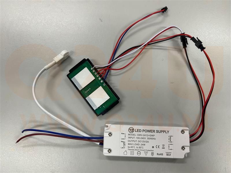 12V 2A 24W LED Driver with Dual Touch Switch and 230V Output for Mirror Heating – Model GWV-2412+GWP
