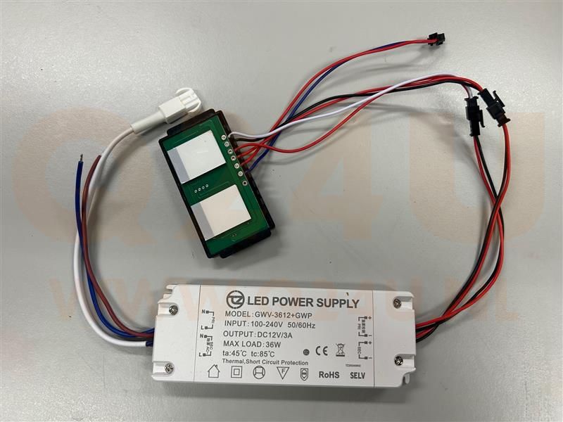 12V 3A 36W LED Driver with Dual Touch Switch and 230V Output for Mirror Heating – Model GWV-3612+GWP