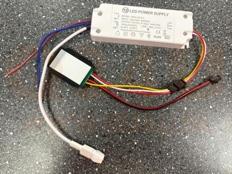 12V 2A 24W LED Driver with Touch Dimmer and 230V Output for Mirror Heating – Model GWV-2412-L